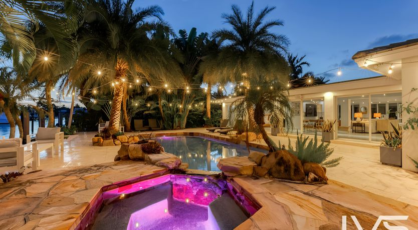 Photo of Shoreline Escape