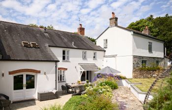 The Pirate's Cove Holiday Home