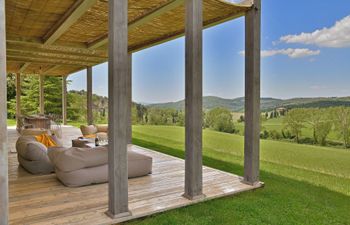 A Noble Panorama Holiday Home