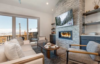 Tranquil Mountain Home Holiday Home