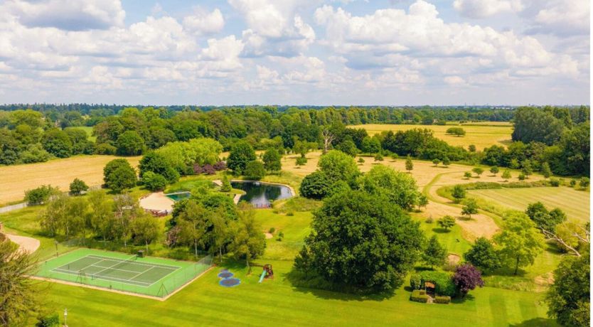 Photo of The Quiet Oak