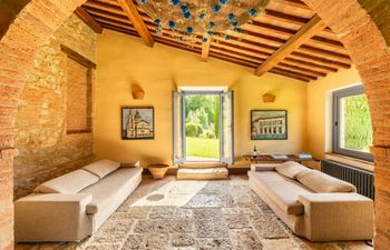 Celestial Horizon Holiday Home