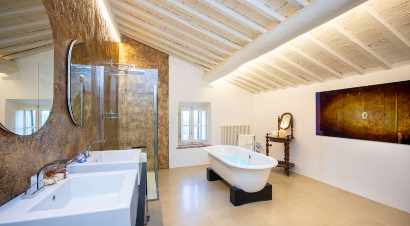 Photo of Elegant Field