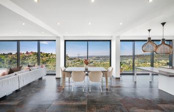 Hillside Vistas Holiday Home