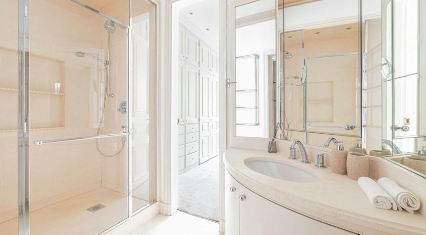 Photo of Elegant Avenue Living