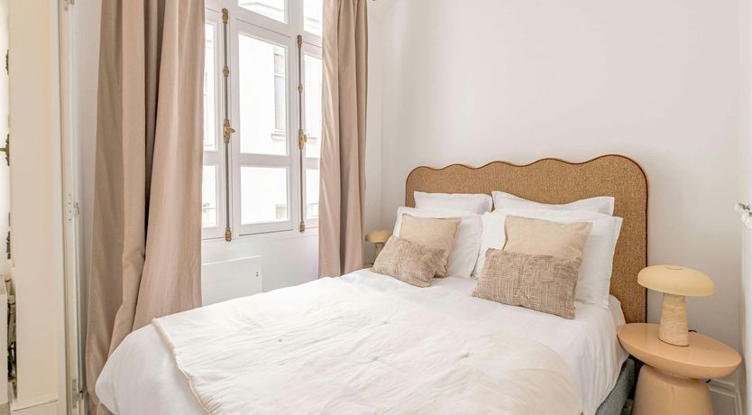 Photo of Elegant Avenue Living