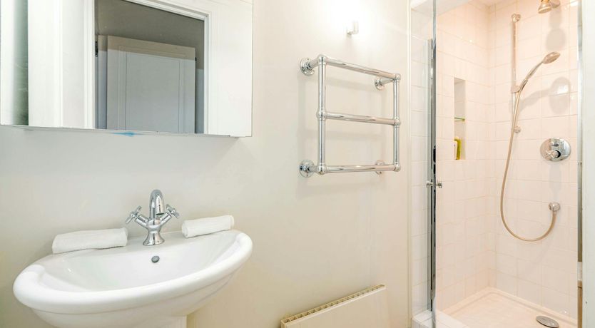 Photo of Elegant Avenue Living