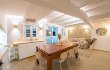 Sunset Stay Holiday Home