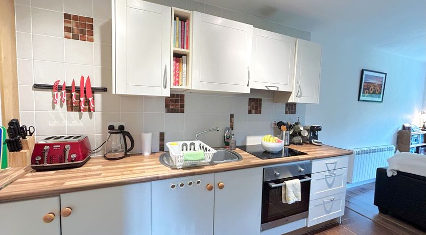 Photo of 93 Pet-Friendly Cottage in Clifden Glen