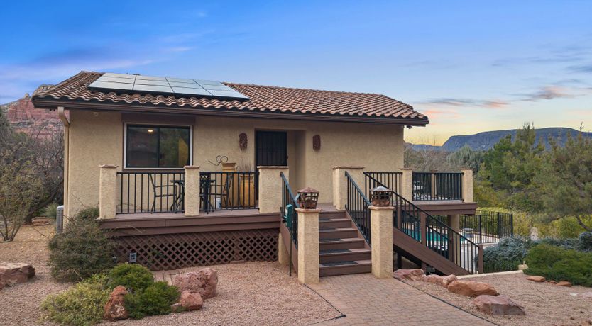 Photo of Golden Rocks Vista