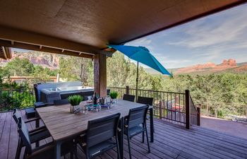 Painted Cliffs Holiday Home