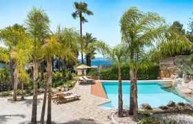 Photo of coastal-terrace-breezes