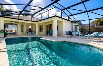 Citrus Lake Holiday Home