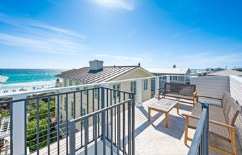 Serene Seasound Holiday Home