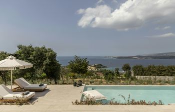 The Carefree Abode Holiday Home