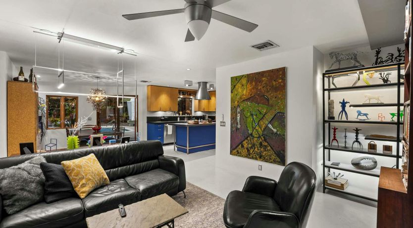 Photo of Artistic Paradise Peak
