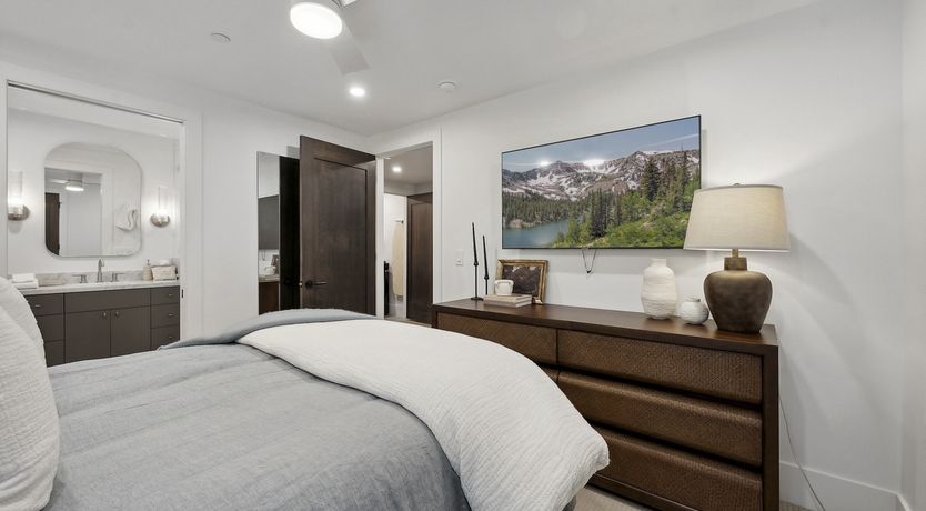Photo of Snowy Mountain View