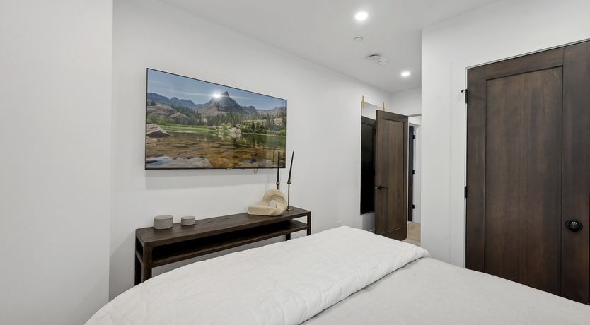 Photo of Snowy Mountain View