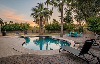 Sunny Phoenix Haven Holiday Home
