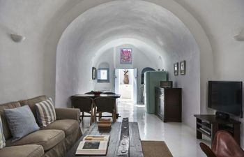 Sunstone & Ivory Holiday Home