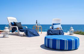 Photo of seafront-escape