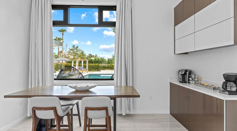 Photo of Oasis Air