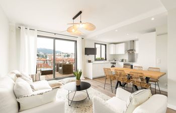 The Sun Deck Holiday Home