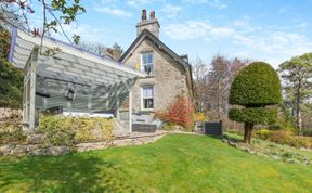 Photo of 4 Bed in Grange-over-Sands