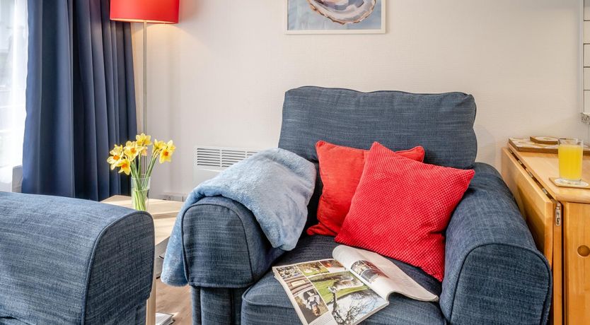 Photo of 2 Bed in Mumbles