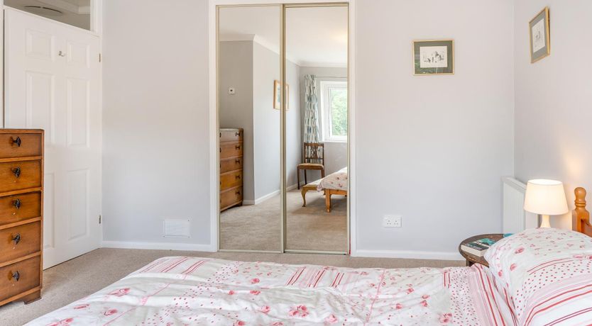 Photo of 2 Bed in Mumbles