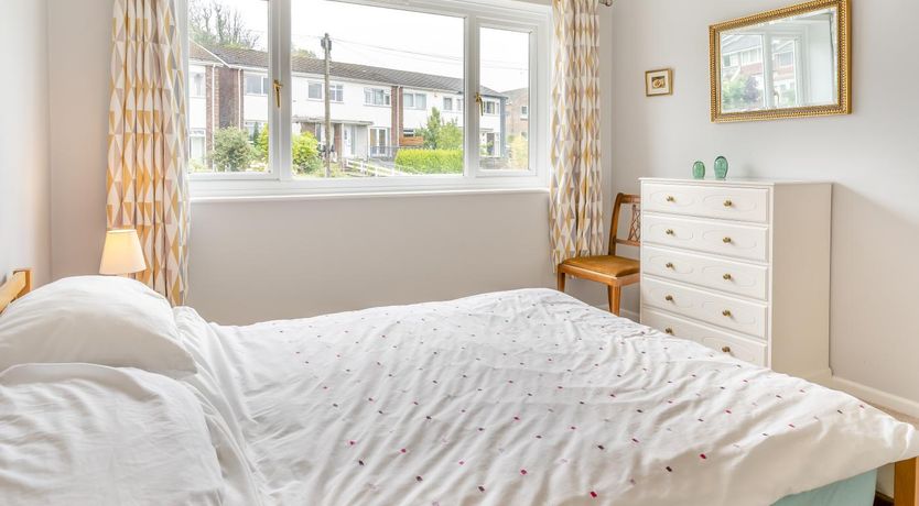 Photo of 2 Bed in Mumbles