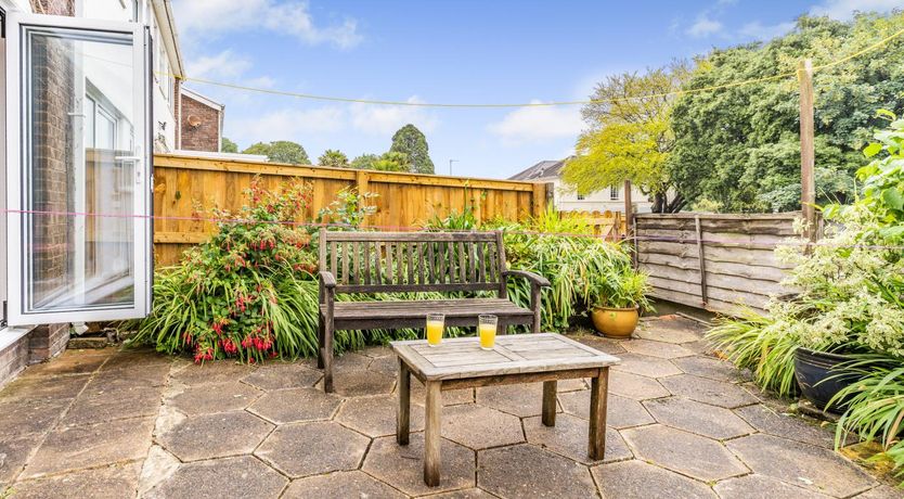 Photo of 2 Bed in Mumbles
