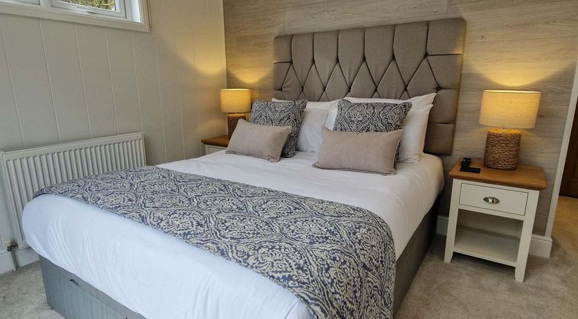 Photo of 2 Bed in Pickering