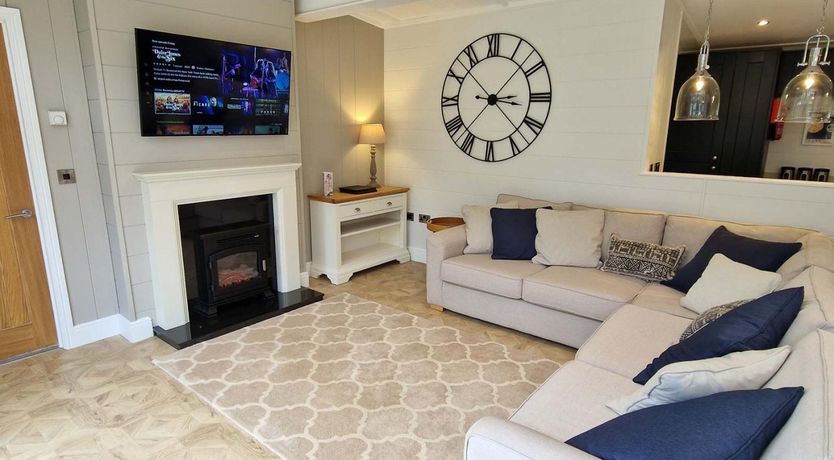 Photo of 2 Bed in Pickering