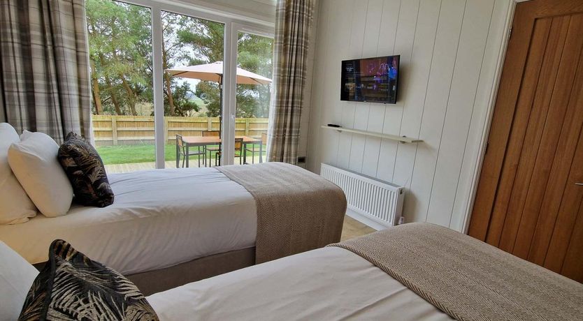 Photo of 2 Bed in Pickering
