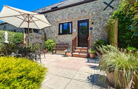 Photo of 2-bed-in-lyme-regis-1