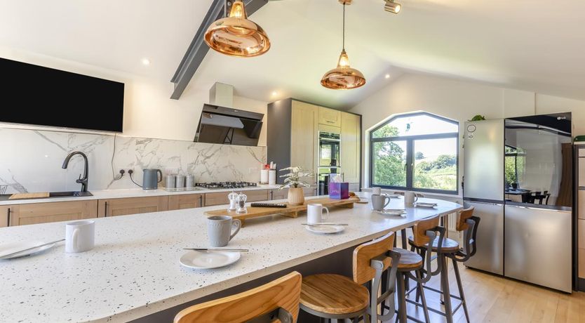 Photo of 3 Bed in South Molton