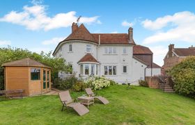Photo of 3-bed-in-hastings