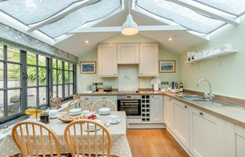 2 Bed in Chideock Holiday Home