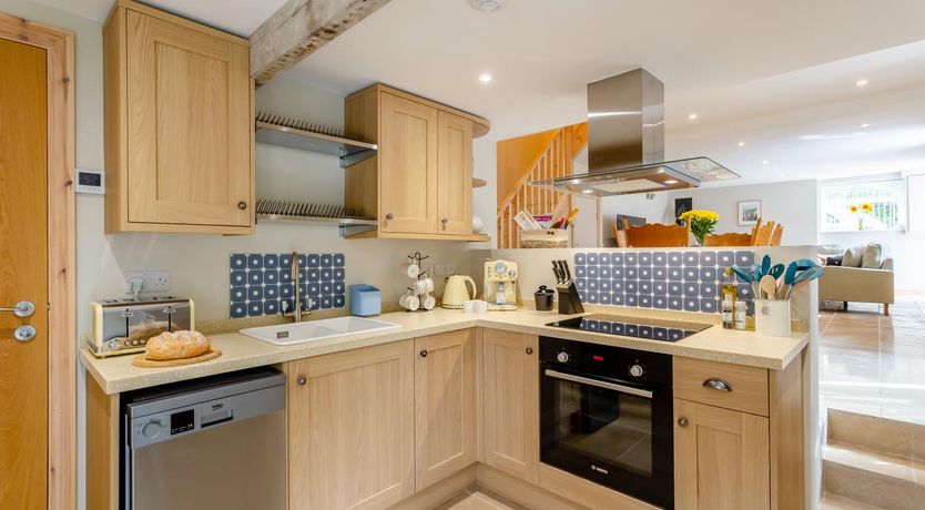 Photo of 2 Bed in Summerbridge