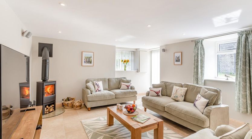 Photo of 2 Bed in Summerbridge