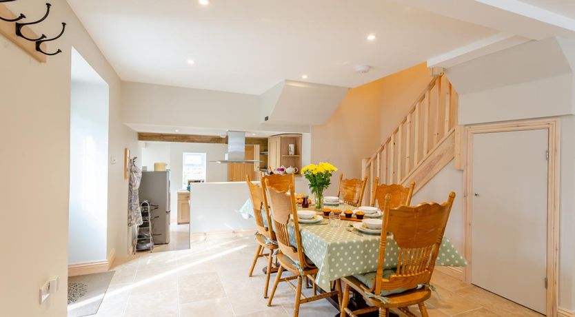 Photo of 2 Bed in Summerbridge
