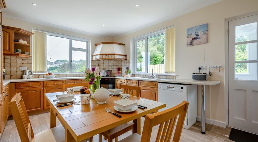 Photo of 4 Bed in Mevagissey