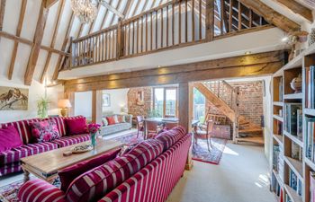 4 Bed in Oulton Holiday Home