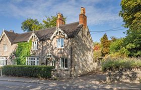 Photo of 3-bed-in-ashbourne-1