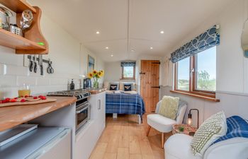 1 Bed in Haverfordwest Holiday Home