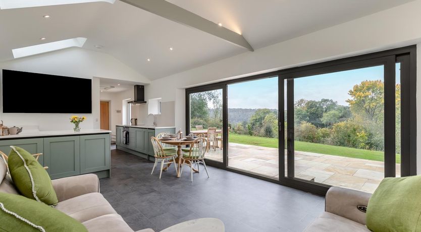 Photo of 2 Bed in Minchinhampton