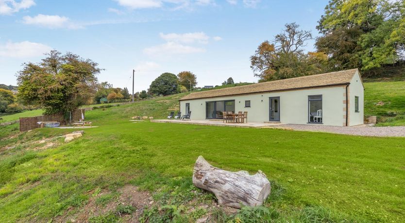 Photo of 2 Bed in Minchinhampton