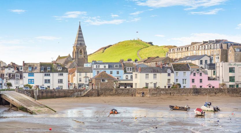 Photo of 3 Bed in Ilfracombe