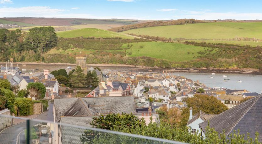 Photo of 4 Bed in Salcombe